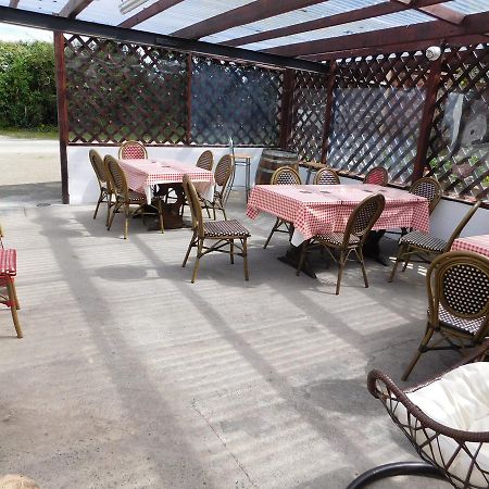 The Railway Inn Forden Exterior foto